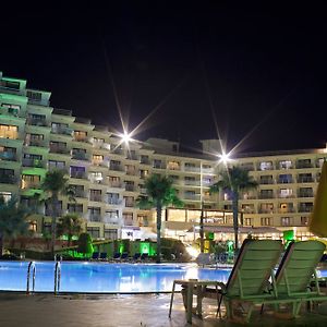 Royal Palace Kusadasi Hotel